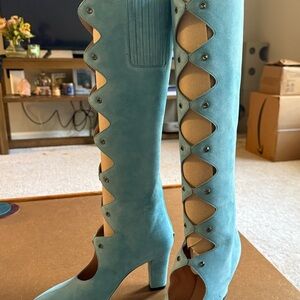 SJP Marshall Boots worn by Carrie in And Just Like That